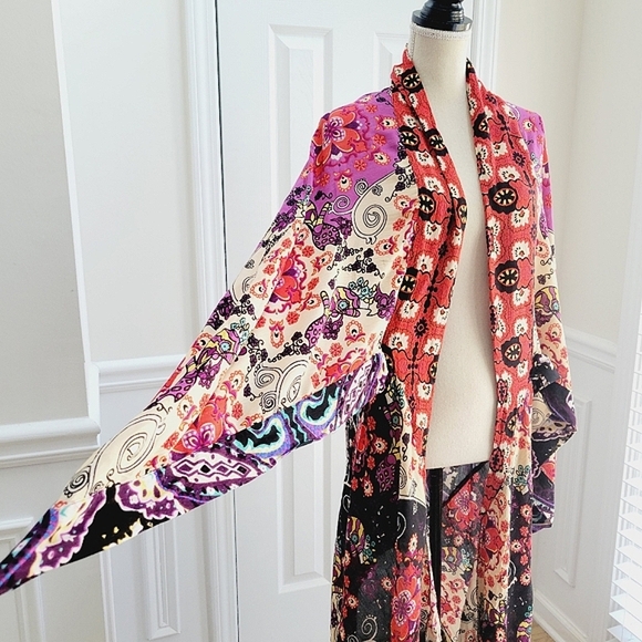 Free People Little Wing Kimono Boho Floral Shawl Size All - Picture 5 of 16